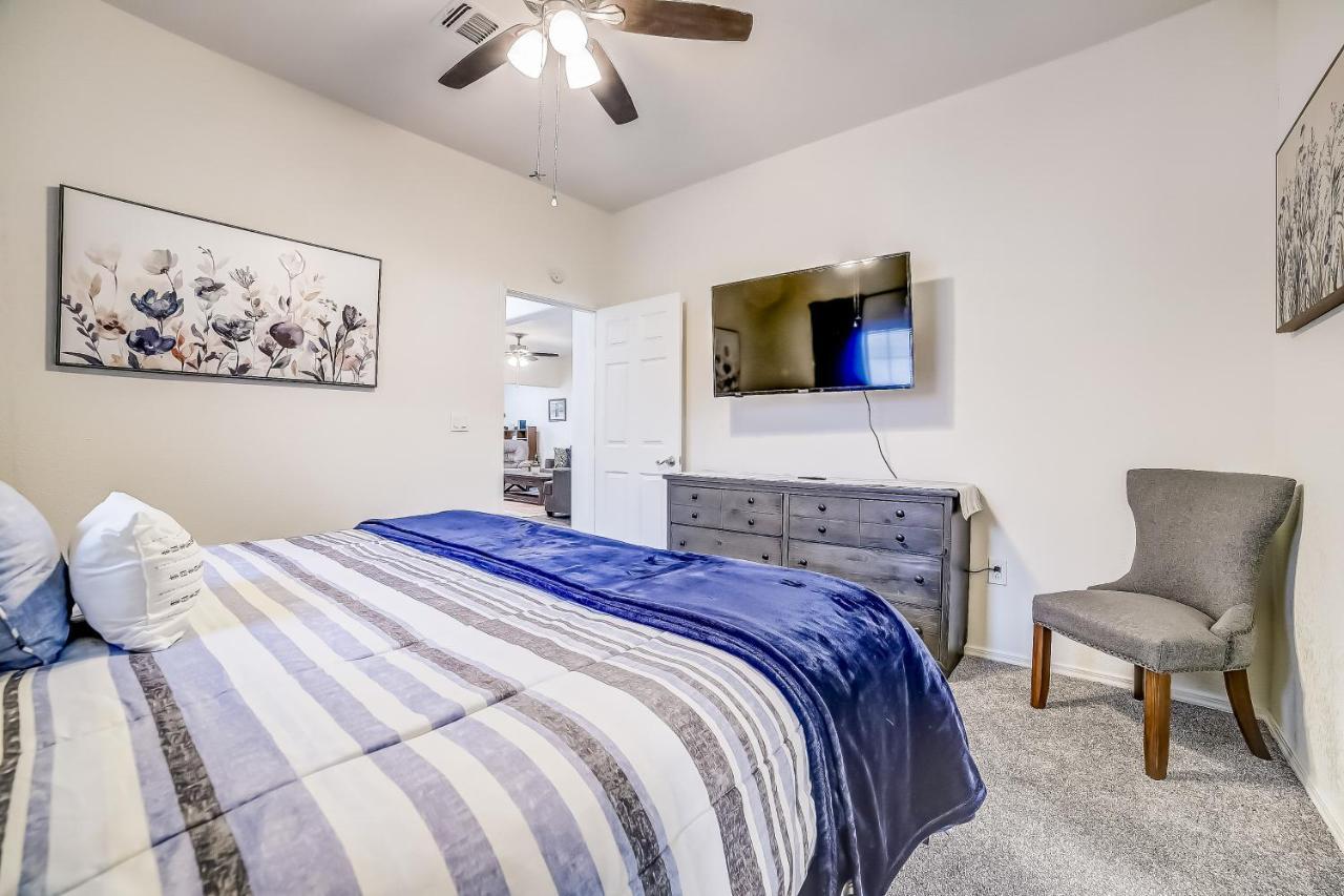 Midtown Modern Farmhouse ซานอันโตนิโอ ภายนอก รูปภาพ